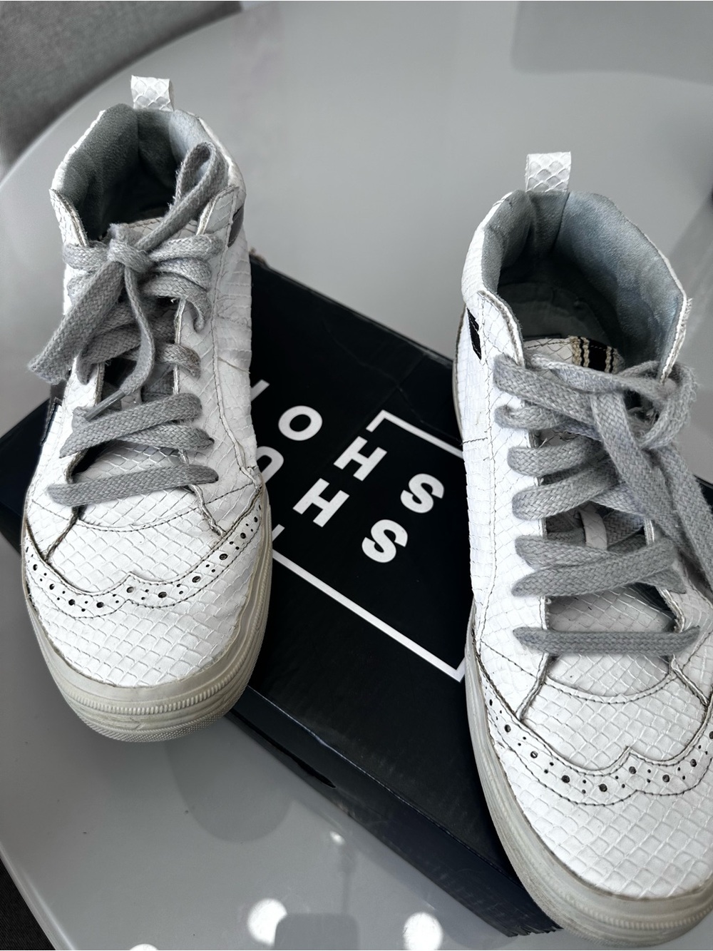 Shoe Shop Womens White High-Top Sneakers with faux snake-skinTextured Upper